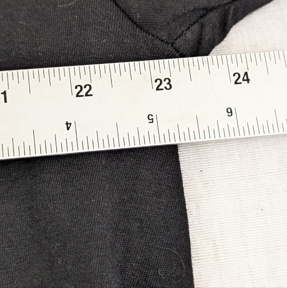 Mon Laferte Chilean/Mexican Musician, Singer, Composer Painter Concert Tee XL - Picture 4 of 8